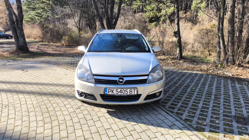 Opel Astra 1.7 CDTI, снимка 5 - Автомобили и джипове - 48152546