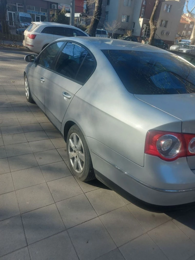 VW Passat, снимка 2 - Автомобили и джипове - 48650960