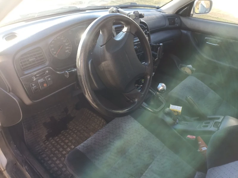 Subaru Legacy, снимка 4 - Автомобили и джипове - 51642566