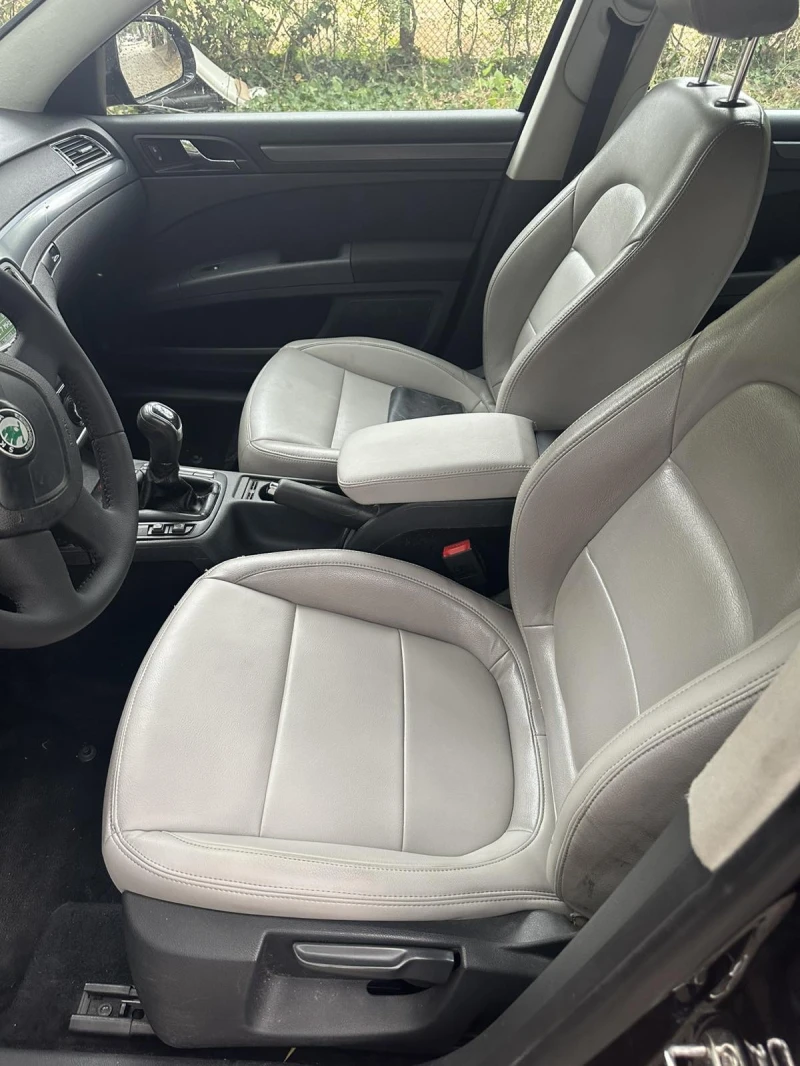 Skoda Superb 1, 6TDi, снимка 11 - Автомобили и джипове - 51253718