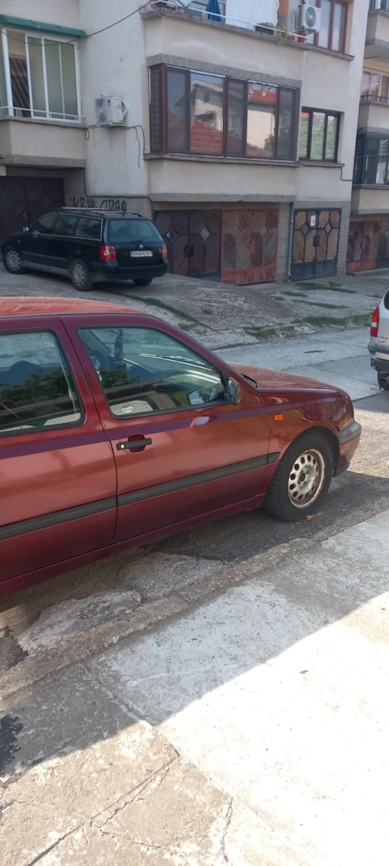 VW Golf 3  1.8, снимка 2 - Автомобили и джипове - 52041482