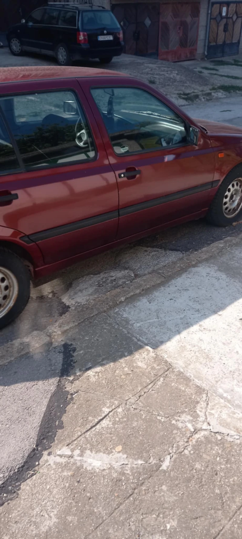 VW Golf 3  1.8, снимка 4 - Автомобили и джипове - 52041482