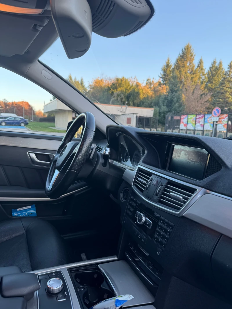 Mercedes-Benz E 350, снимка 5 - Автомобили и джипове - 52266097