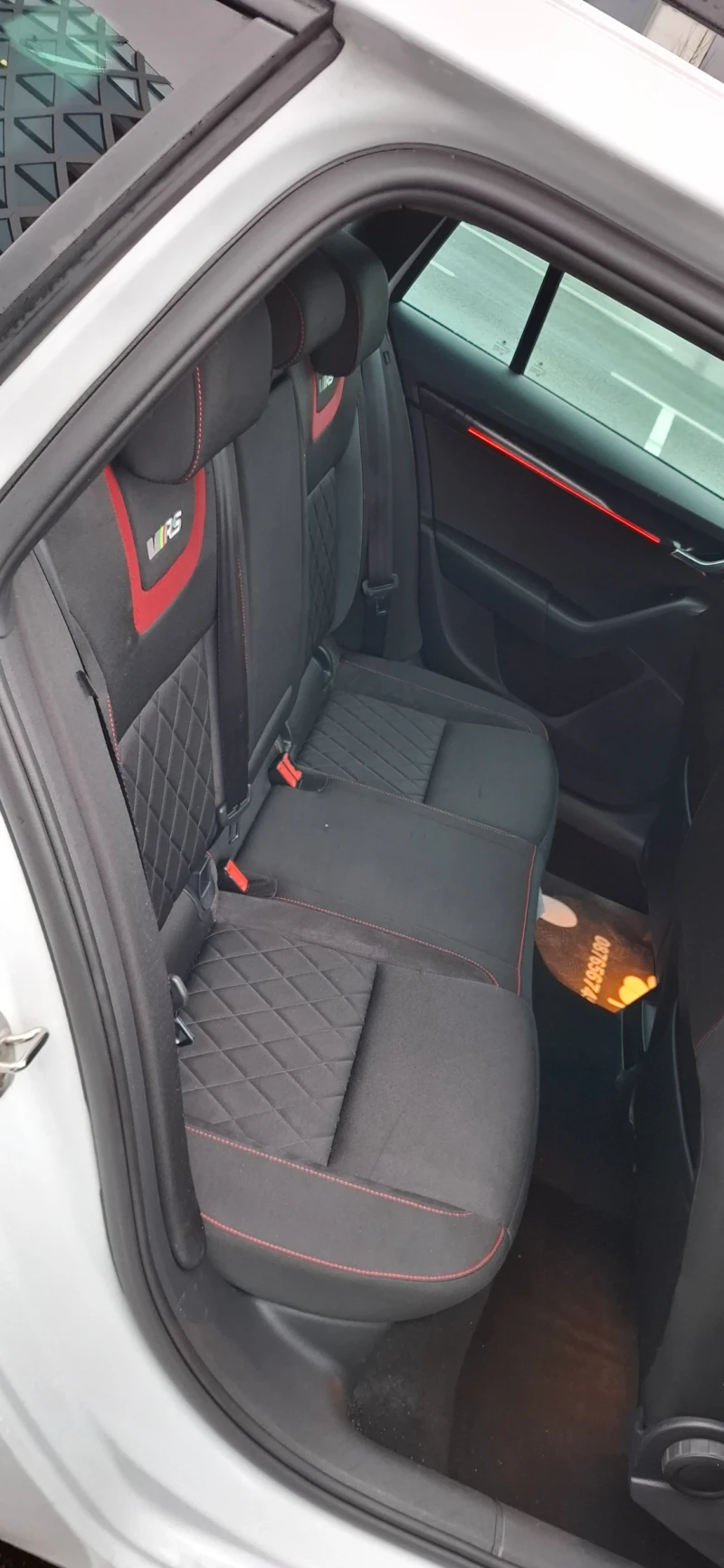 Skoda Octavia 2.0 Vrs 230kc Full Led SwiSS, снимка 12 - Автомобили и джипове - 52584435