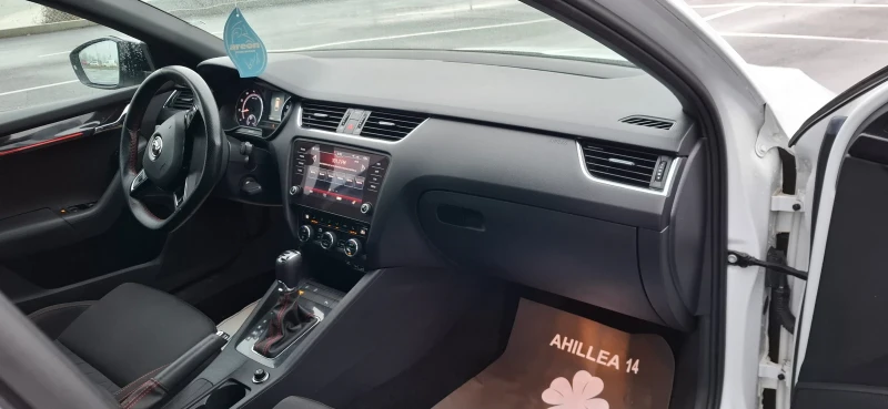 Skoda Octavia 2.0 Vrs 230kc Full Led SwiSS, снимка 9 - Автомобили и джипове - 52584435