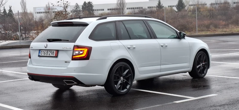 Skoda Octavia 2.0 Vrs 230kc Full Led SwiSS, снимка 7 - Автомобили и джипове - 52584435