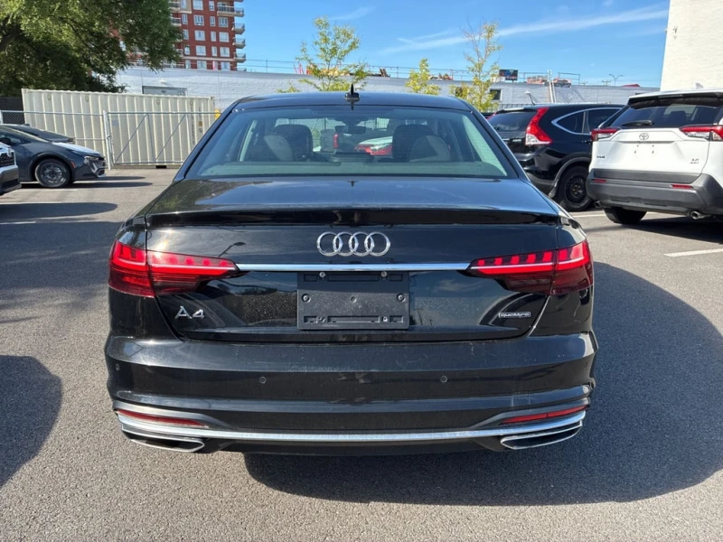 Audi A4 * Komfort * CARFAX * БЕЗ ПЪРВОНАЧАЛНА ВНОСКА, снимка 5 - Автомобили и джипове - 52786684