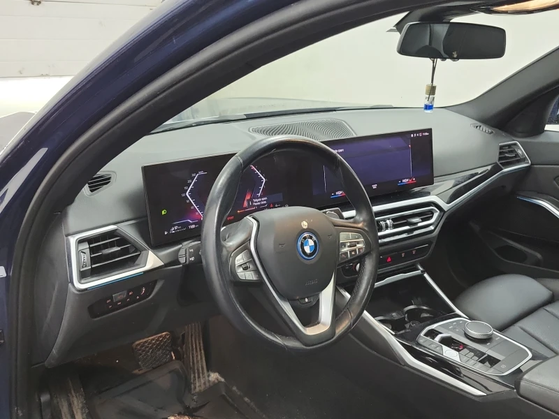 BMW 330 e* CARFAX * БЕЗ ПЪРВОНАЧАЛНА ВНОСКА, снимка 7 - Автомобили и джипове - 53089287