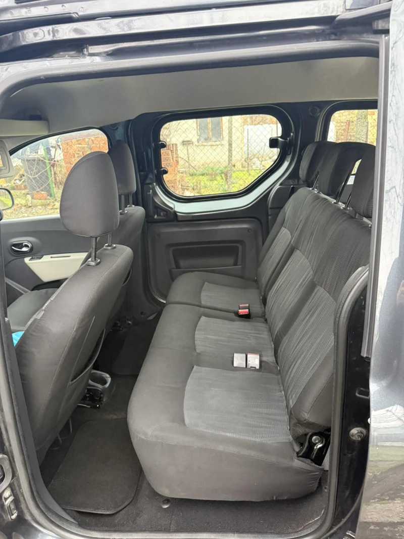 Dacia Dokker 1.6 бензин/газ, снимка 9 - Автомобили и джипове - 53327950