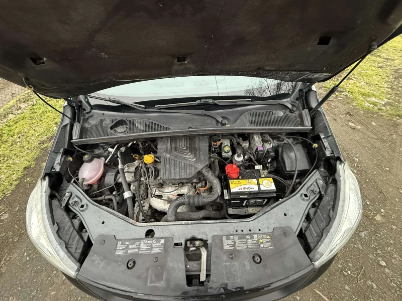 Dacia Dokker 1.6 бензин/газ, снимка 10 - Автомобили и джипове - 53327950
