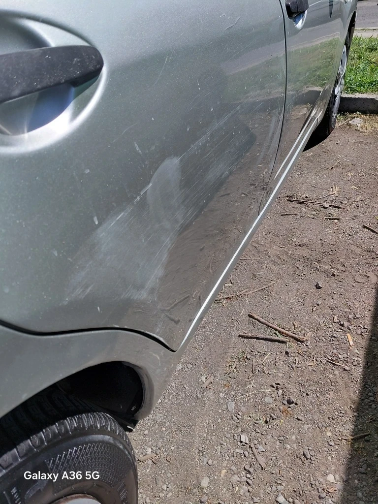 Toyota Auris 1.4, снимка 9 - Автомобили и джипове - 54976736