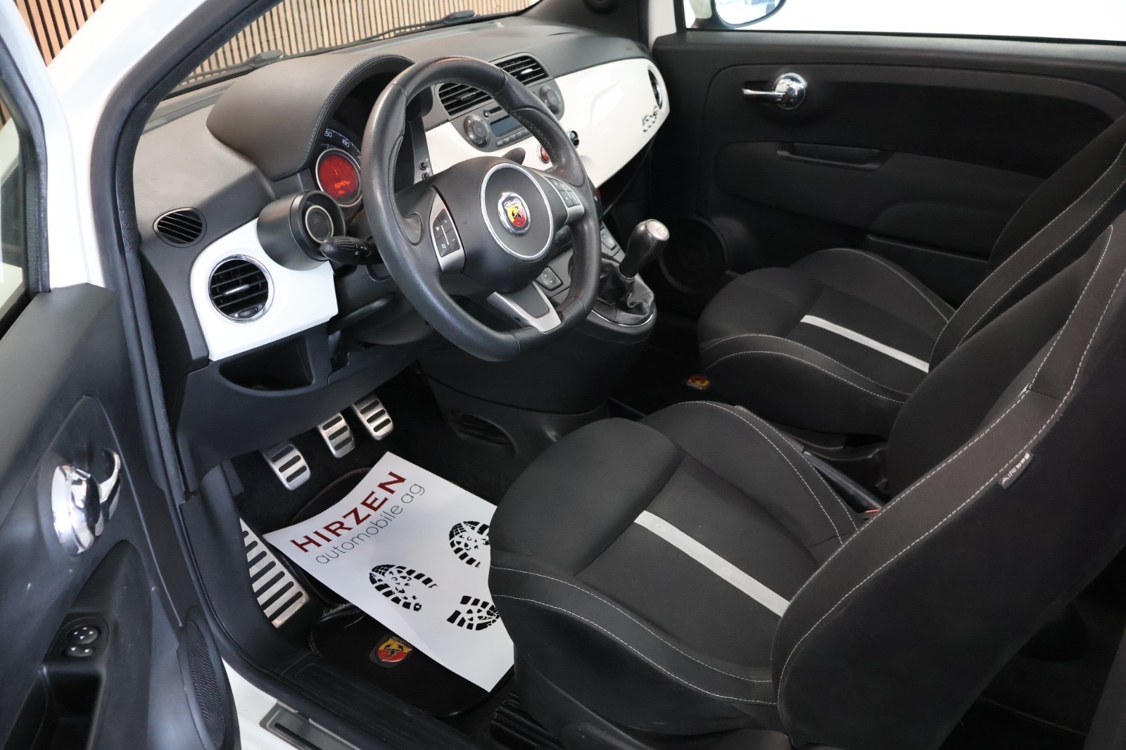 Abarth 595 Cabrio 1.4T  - изображение 4