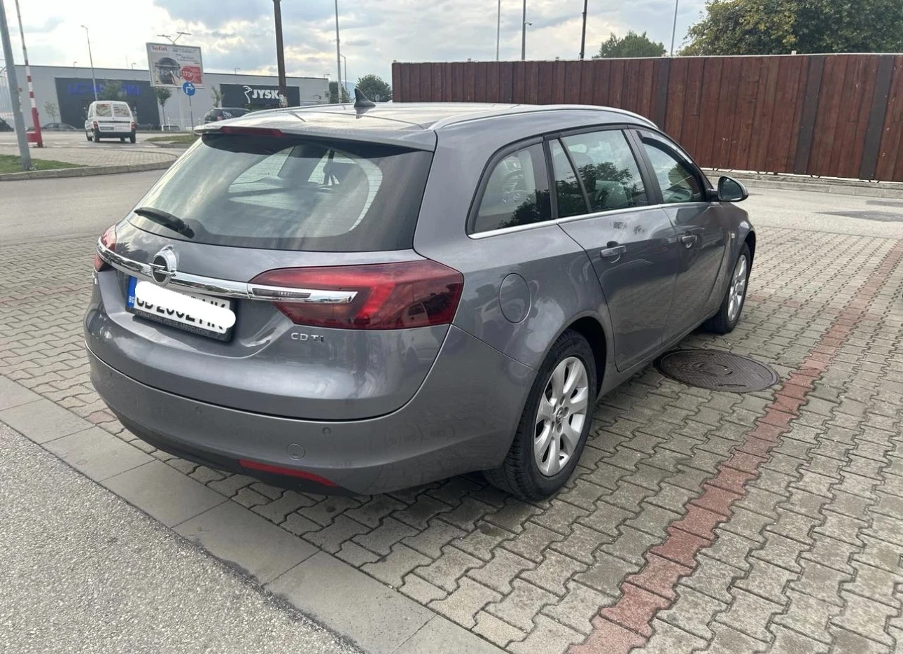 Opel Insignia 1.6D - изображение 4