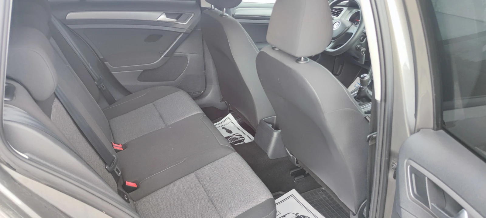 VW Golf 1.6TDI , снимка 11 - Автомобили и джипове - 48233974