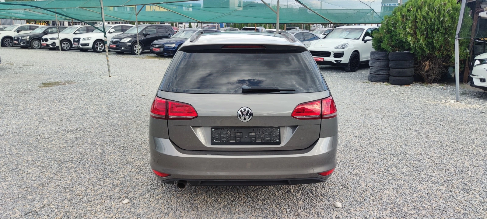 VW Golf 1.6TDI , снимка 5 - Автомобили и джипове - 48233974