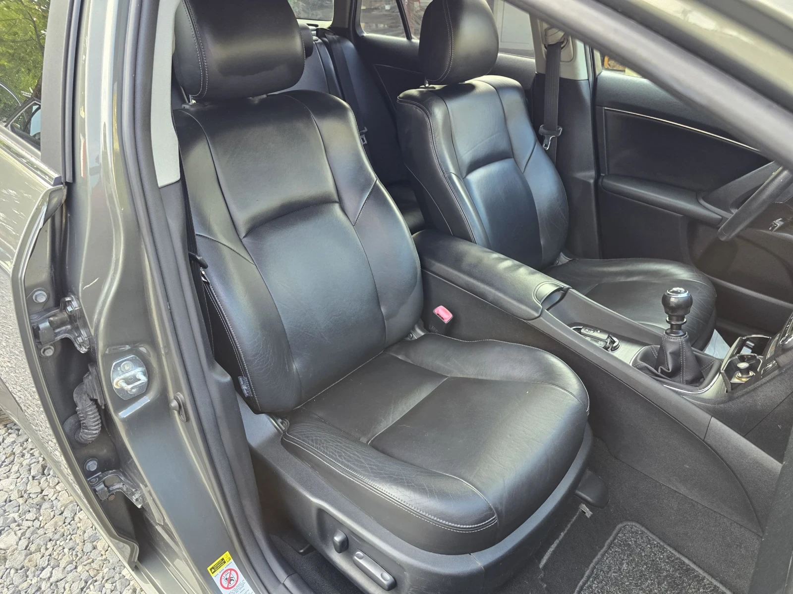 Toyota Avensis 2.2D4D 150 FULL - изображение 7