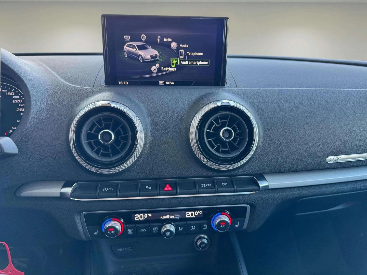 Audi A3 30 TFSI - изображение 7