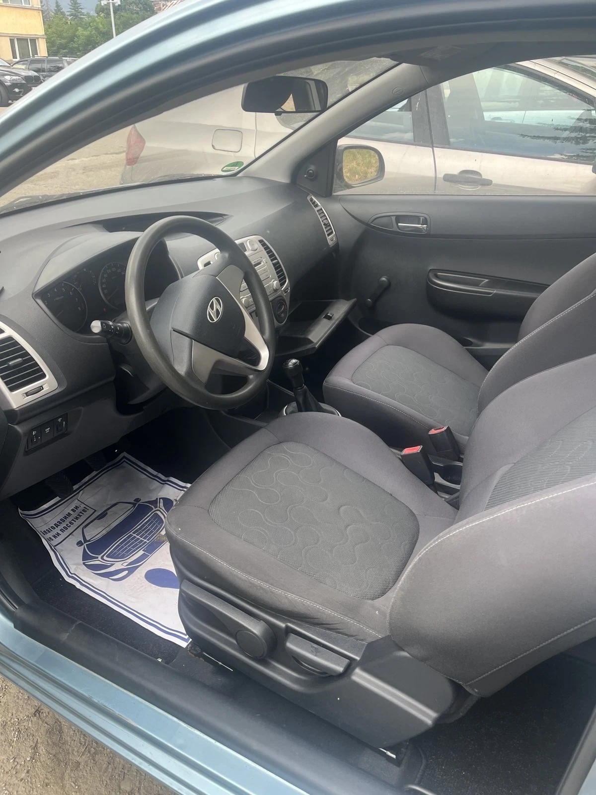 Hyundai I20 1.3i - изображение 6