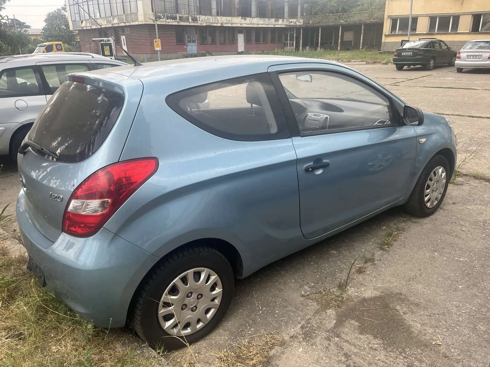 Hyundai I20 1.3i - изображение 5