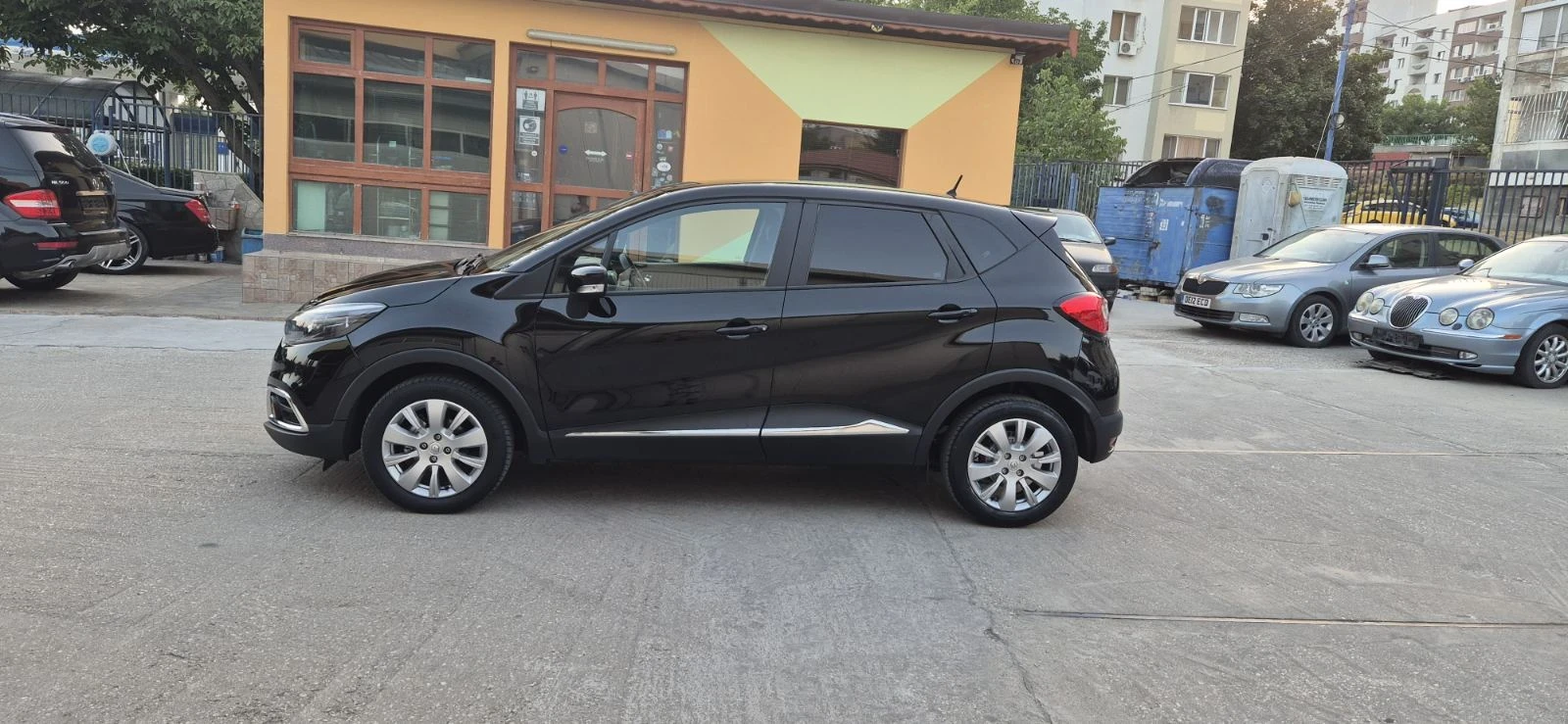 Renault Captur 0.9 - изображение 4