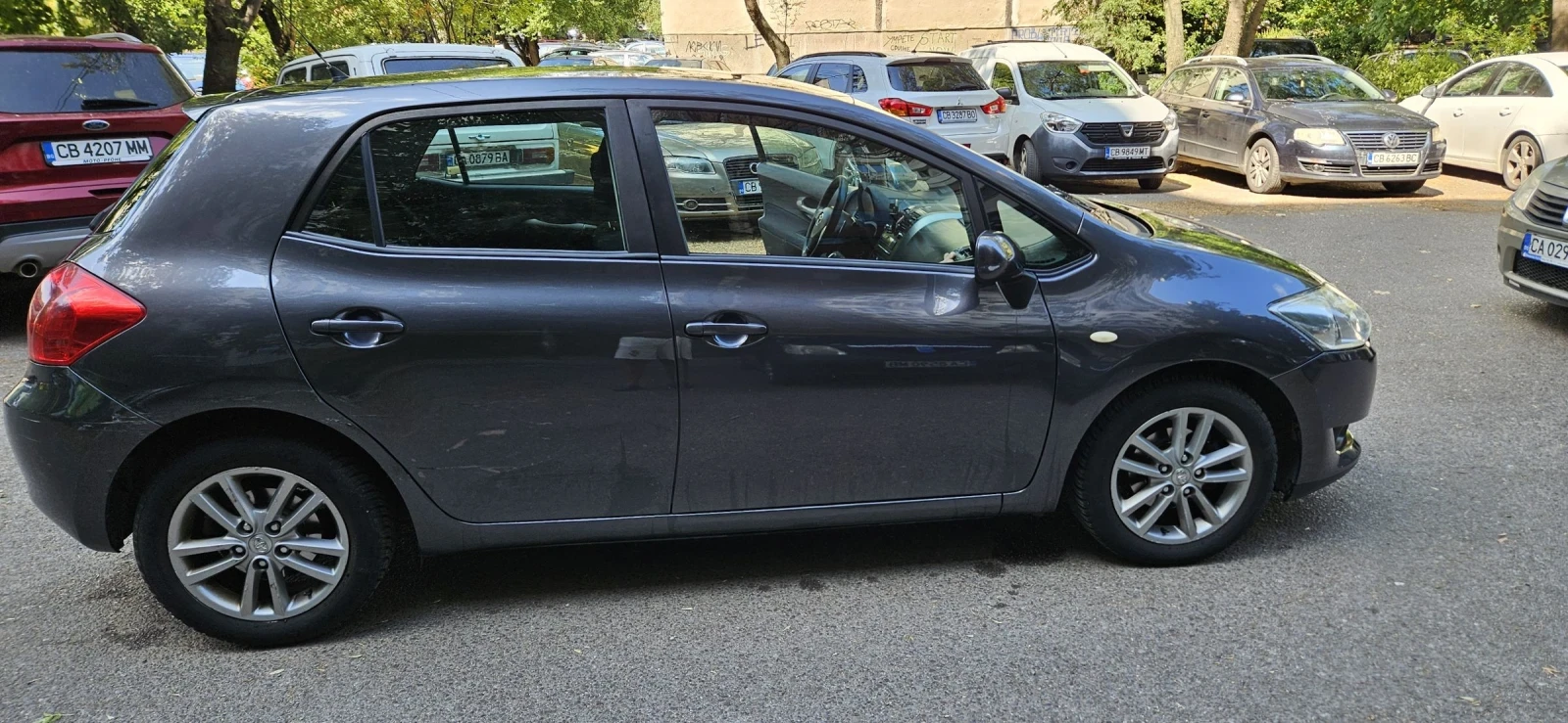 Toyota Auris  - изображение 5