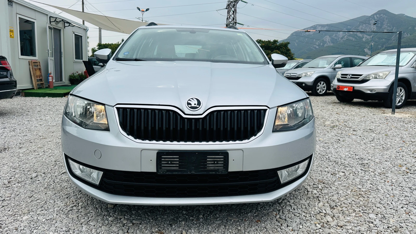 Skoda Octavia 1.6tdi 110 kc навигация-Автоматик Евро6 - изображение 2