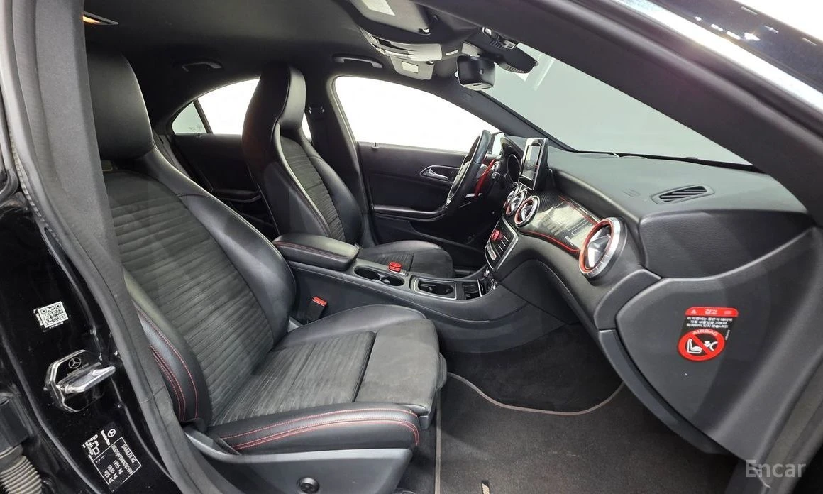 Mercedes-Benz CLA 220  - изображение 10