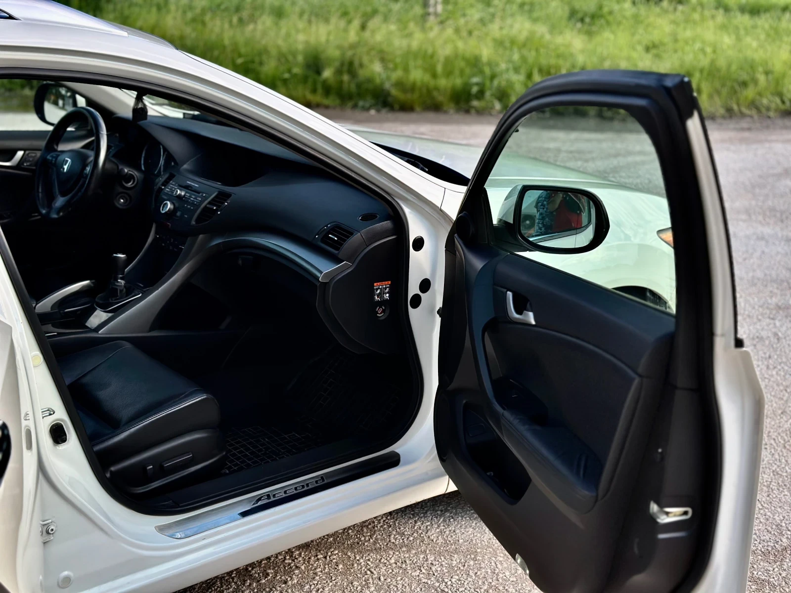 Honda Accord 8 2.4 Executive - изображение 7