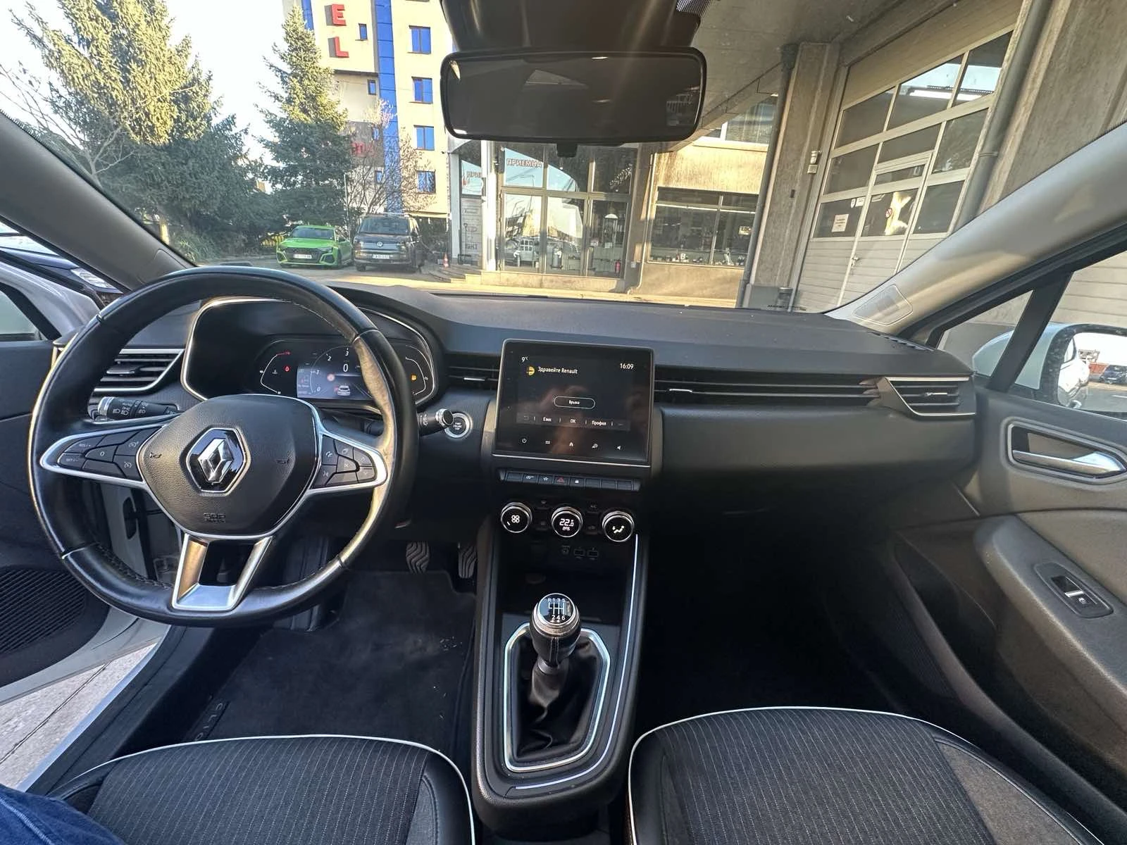 Renault Clio 1.5dci 102000 km | Mobile.bg � ����������� 10