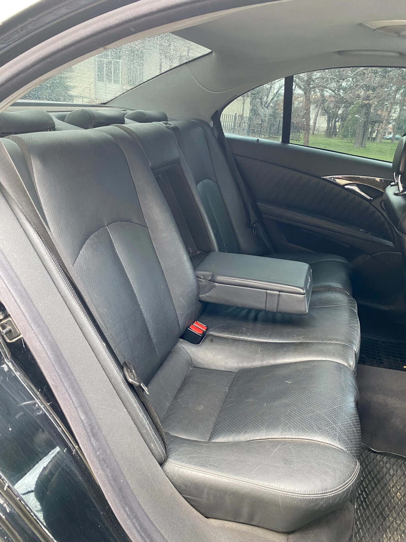 Mercedes-Benz E 270 2.7cdi - изображение 4