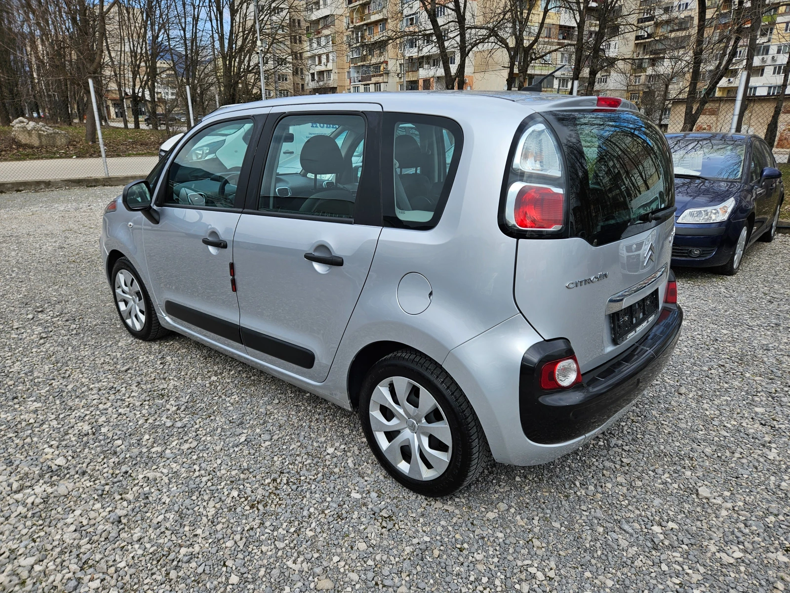 Citroen C3 Picasso 1.6 HDI 90кс., снимка 5 - Автомобили и джипове - 53725063