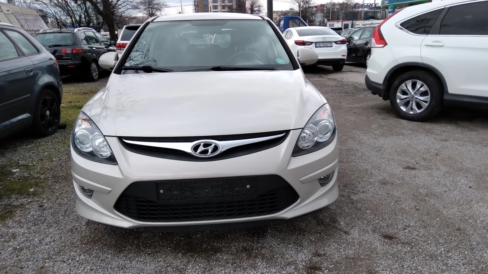 Hyundai I30 1.4i  109кс.Перфектен, снимка 2 - Автомобили и джипове - 53739652