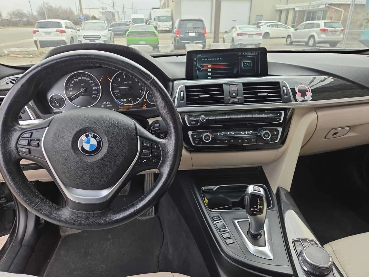BMW 330 * 330i xDrive * CARFAX * ЦЕНА ДО БГ, снимка 5 - Автомобили и джипове - 53950978