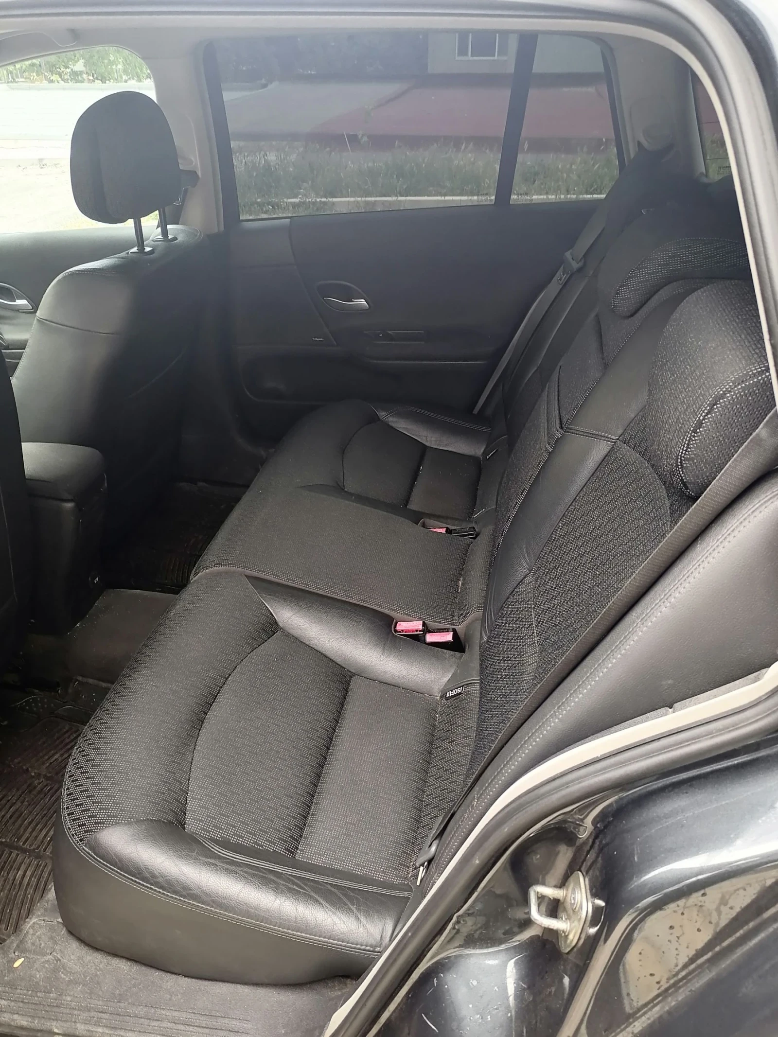 Renault Laguna 2, снимка 6 - Автомобили и джипове - 54026731