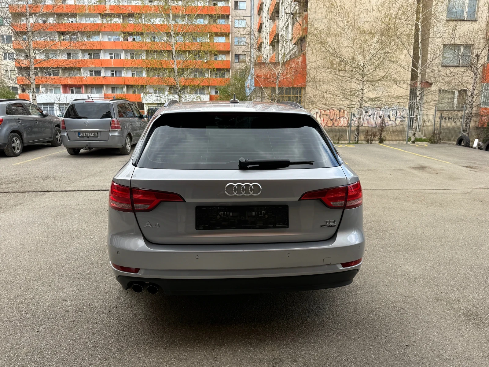 Audi A4 B9 190 кс Quatrro S Inerior | RS джанти, снимка 6 - Автомобили и джипове - 54157638