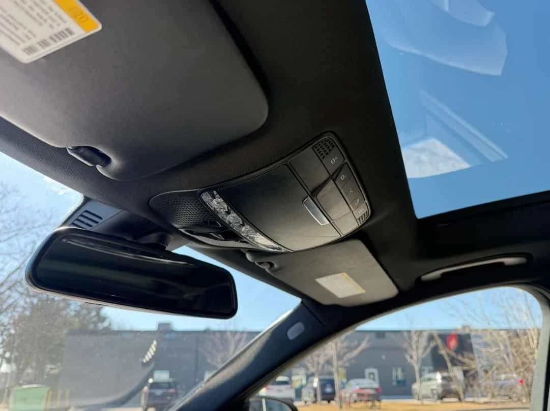 Mercedes-Benz C 300 ПАНОРАМА/360 CAM/ЛИЦЕНЗИРАН ПРОДАВАЧ, снимка 15 - Автомобили и джипове - 54241117