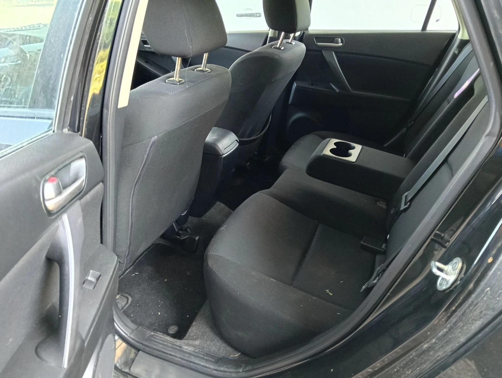 Mazda 3 1.6HDi / 115кс. / НА ЧАСТИ , снимка 10 - Автомобили и джипове - 55351123