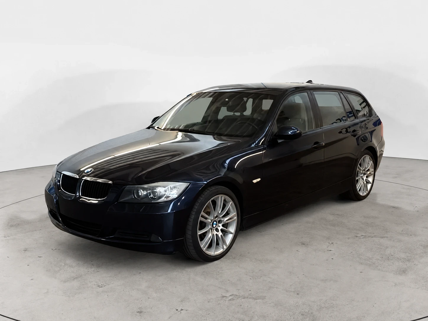 BMW 320 Automatic , Navi