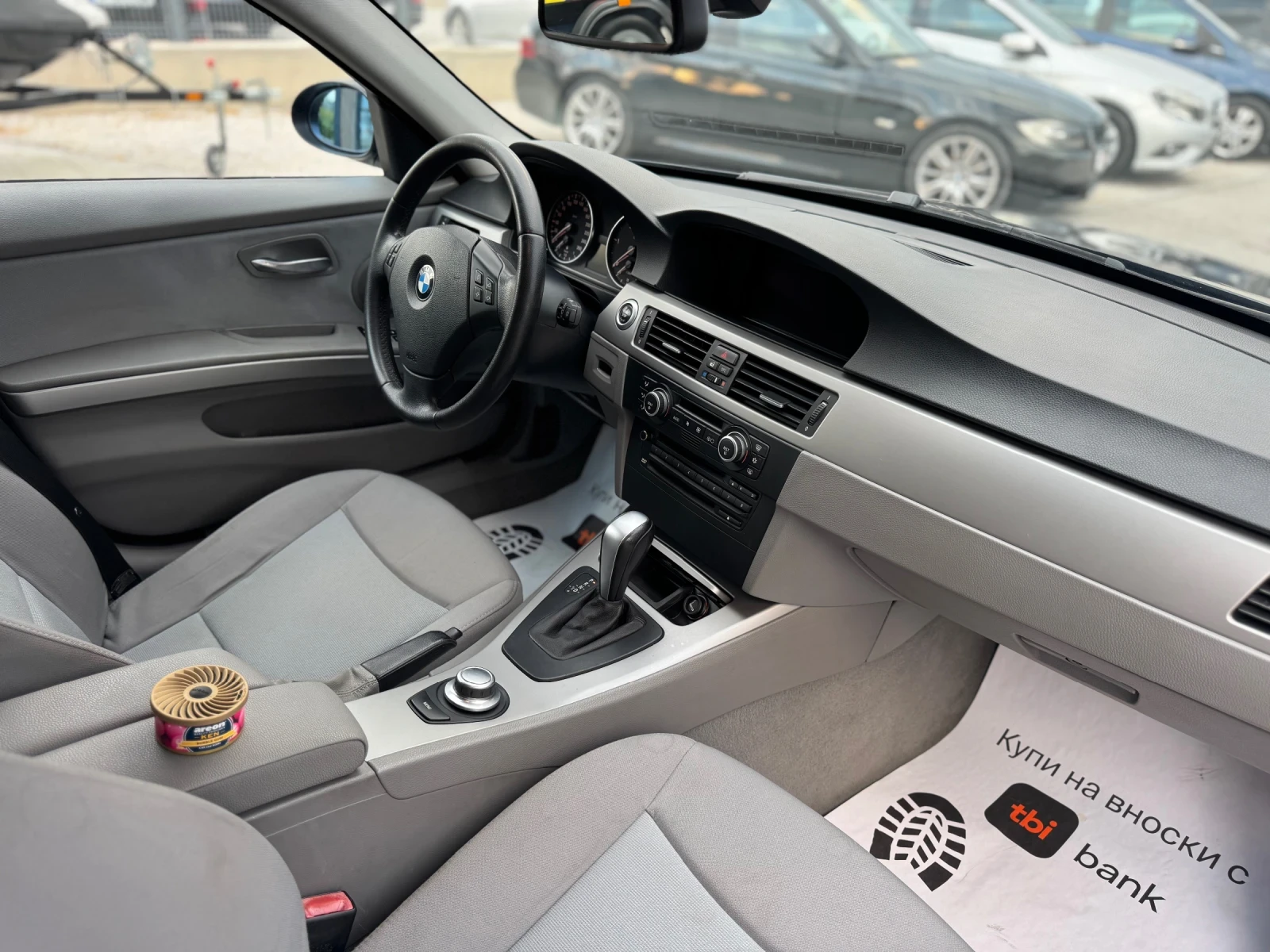 BMW 320 Automatic , Navi, снимка 11 - Автомобили и джипове - 55527501