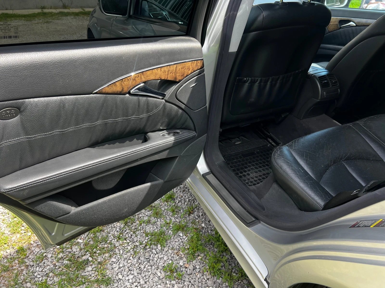 Mercedes-Benz E 280, снимка 7 - Автомобили и джипове - 56151946