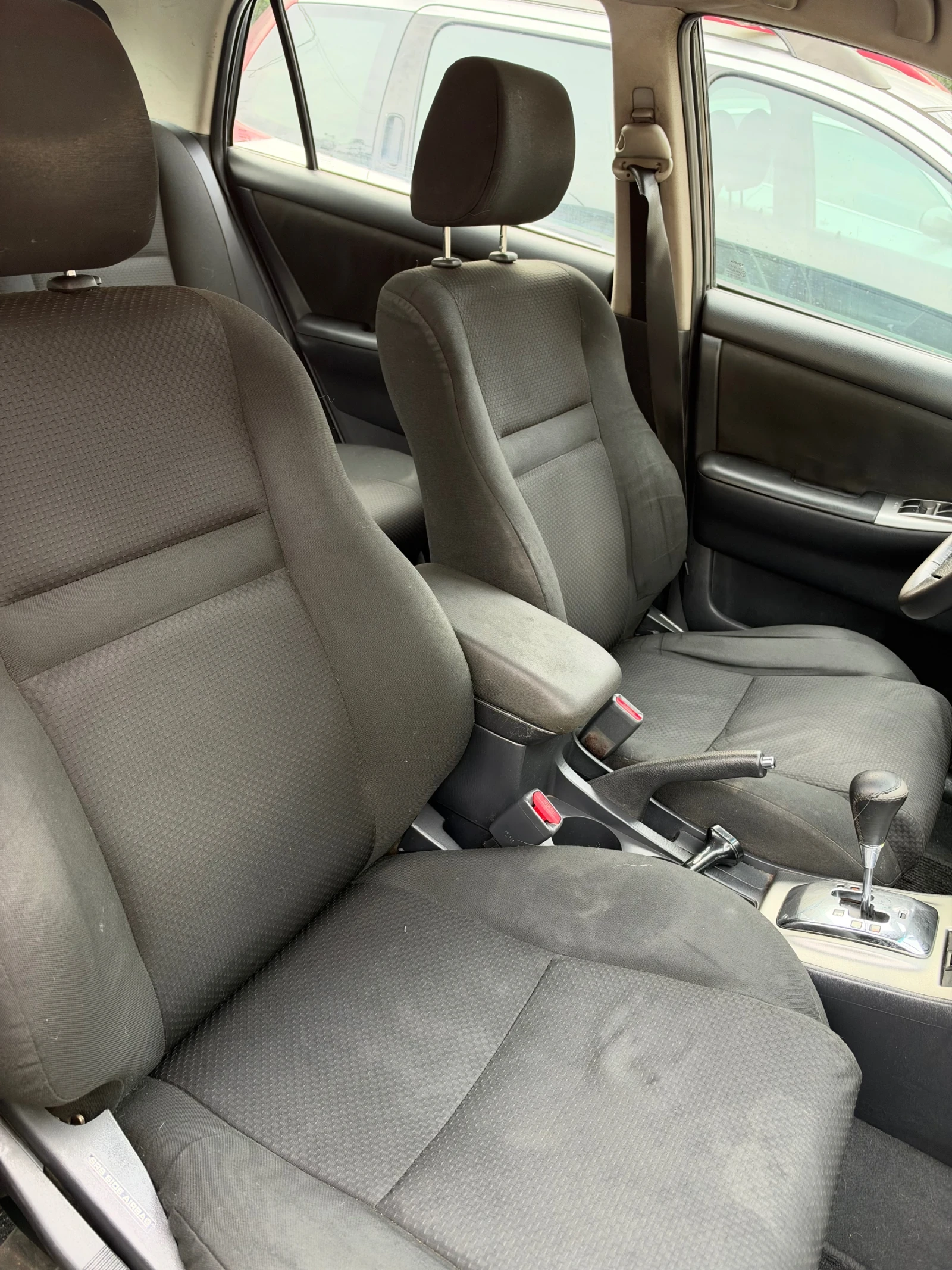 Toyota Corolla 1.4 d4d, снимка 14 - Автомобили и джипове - 56232433