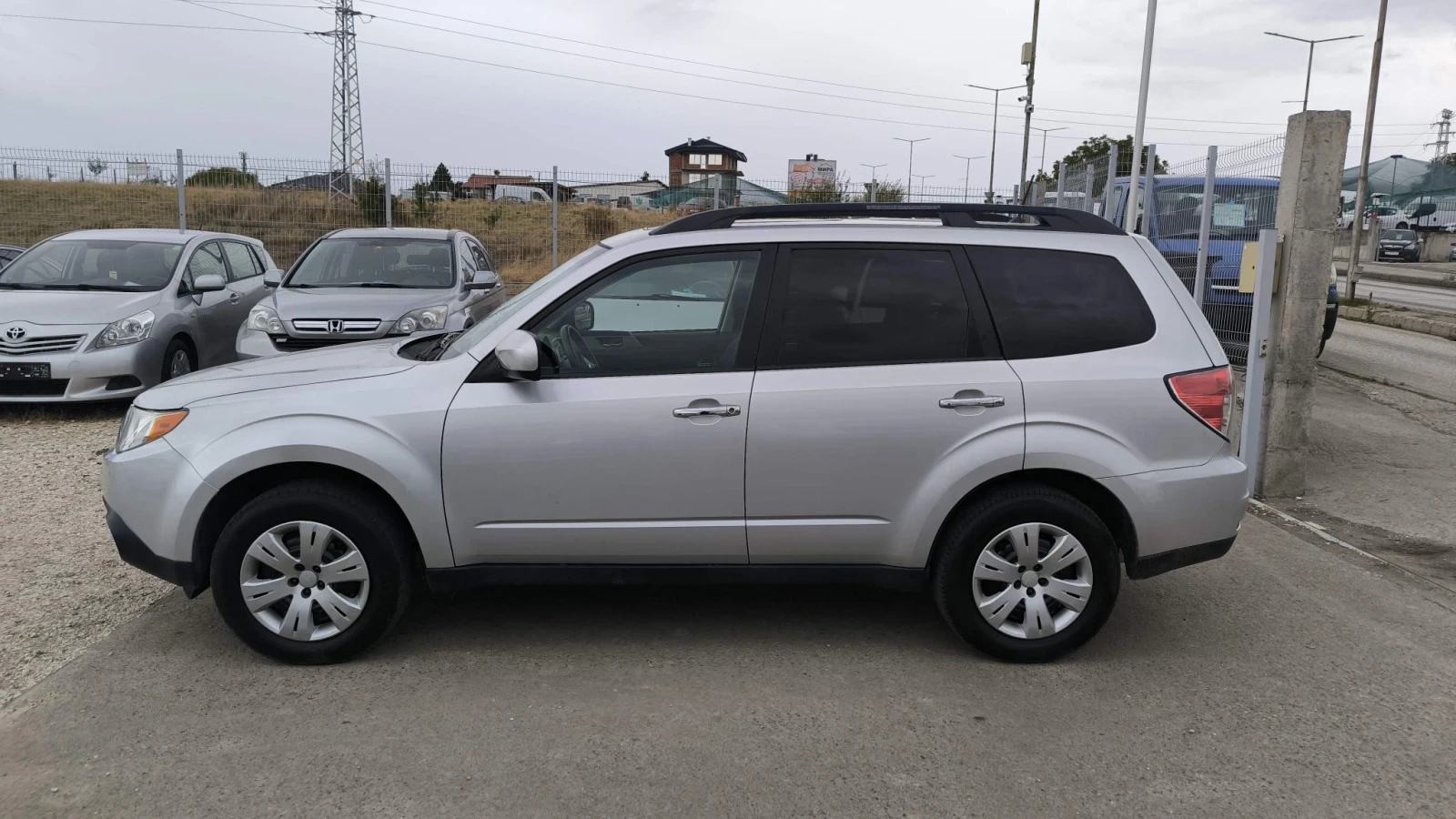 Subaru Forester 2.5i automatic , снимка 6 - Автомобили и джипове - 56295394