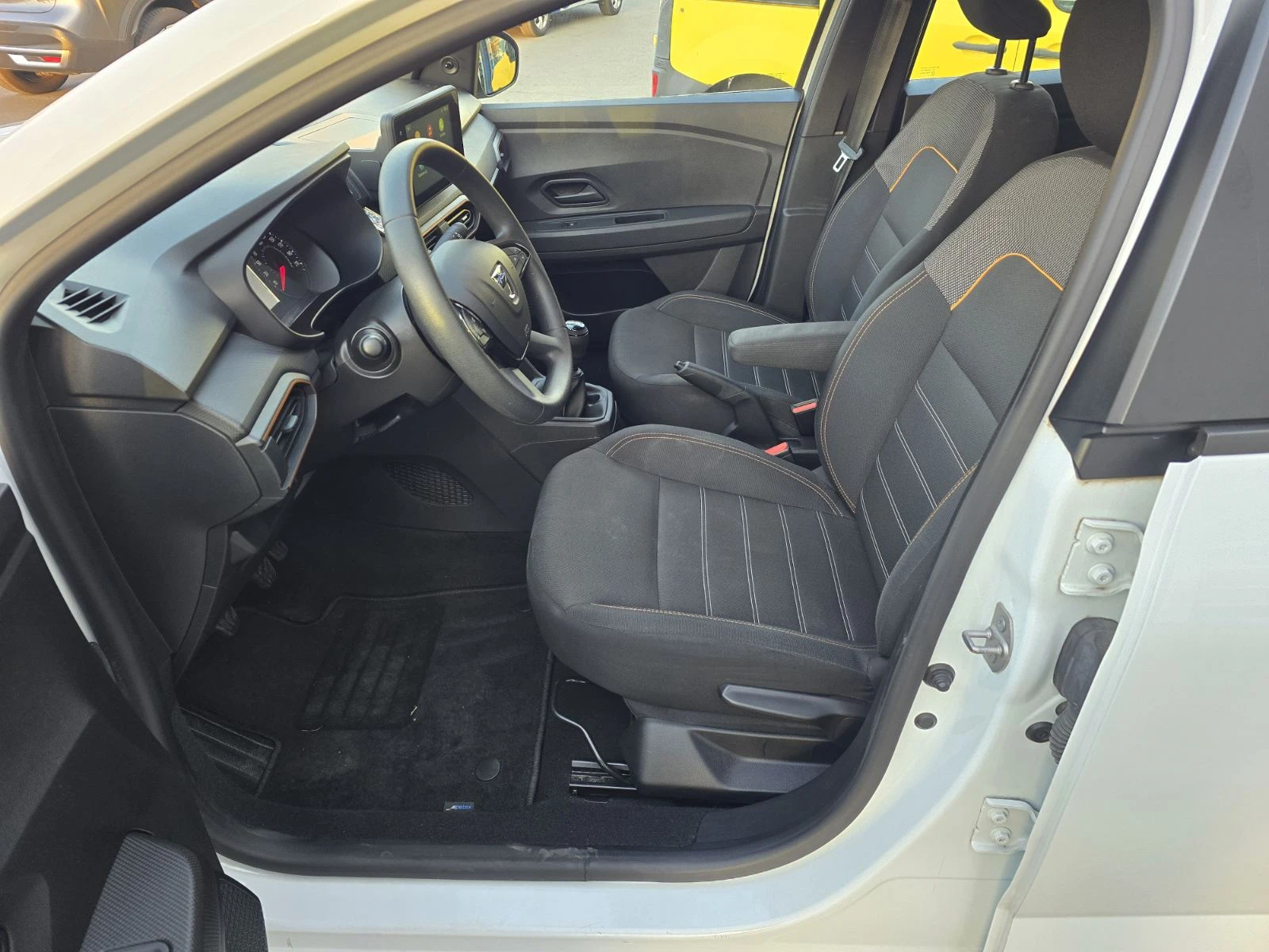 Dacia Sandero 1.0 TCe 90 Stop&Start  | Mobile.bg � ����������� 12