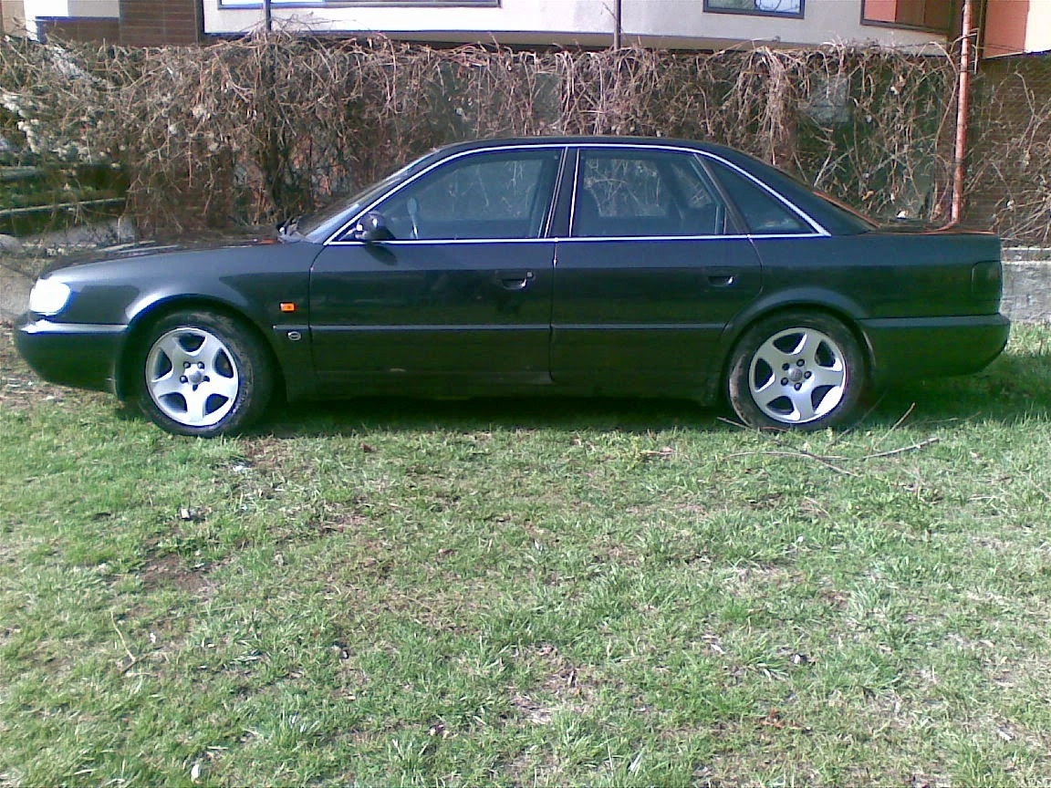 Audi A6 C4, снимка 3 - Автомобили и джипове - 56550587