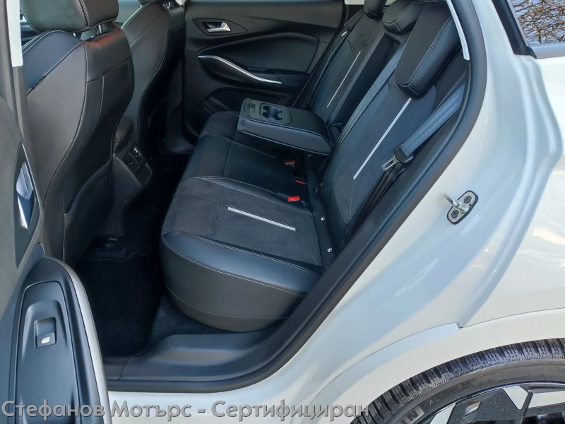 Opel Grandland X GSe MCM PHEV eAWD eAT8 (220 kW/300 к.с.) , снимка 13 - Автомобили и джипове - 50737969