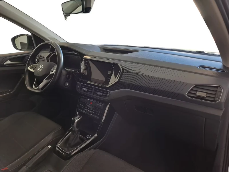 VW T-Cross STYLE/150HP/DSG/AHK/NAVI/CAM/LED/351gpr, снимка 11 - Автомобили и джипове - 51769787