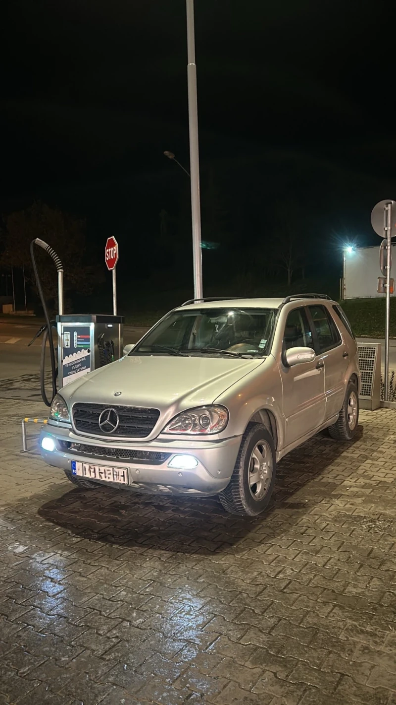 Mercedes-Benz ML 270, снимка 2 - Автомобили и джипове - 52947664