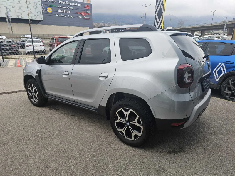 Dacia Duster 1.0 TCe 90 Stop&Start LPG 4x2, снимка 4 - Автомобили и джипове - 53437968