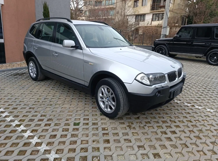 BMW X3, снимка 6 - Автомобили и джипове - 48025932