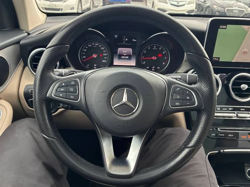 Mercedes-Benz GLC 300 * 4MATIC * ПОДГРЕВ * ПАМЕТ * PANO, снимка 8 - Автомобили и джипове - 54812327